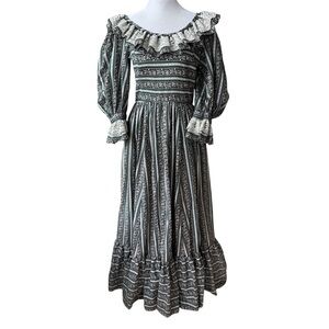 Vintage 1970s Handmade Dark Green Pink Floral Lace Prairie Maxi Dress Size Small